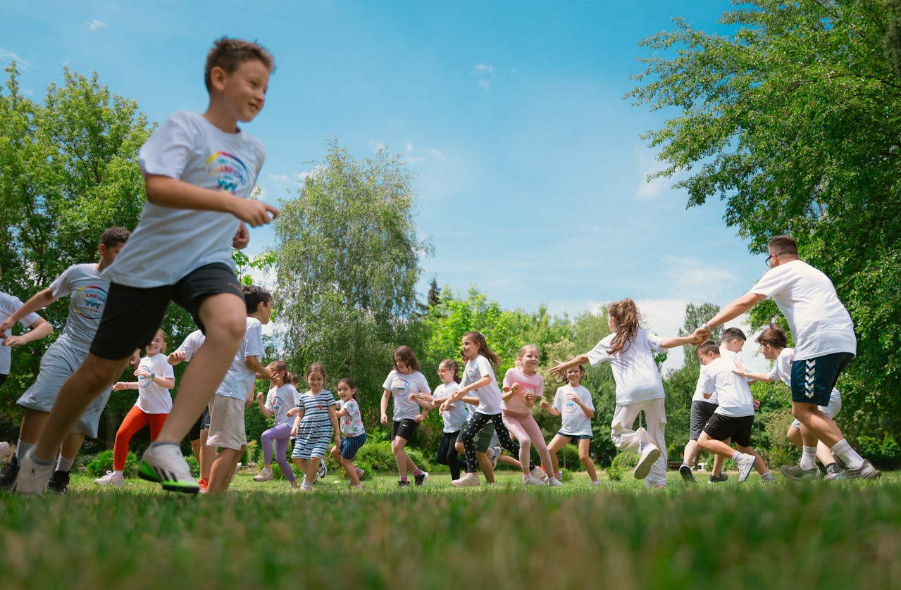 Photo by Aleksandar Andreev: https://www.pexels.com/photo/schoolchildren-playing-and-exercising-during-an-outdoor-physical-education-class-25748912/